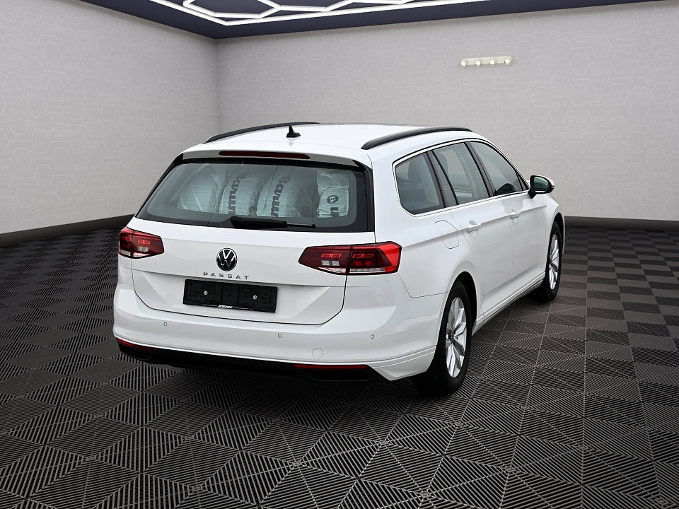 VW Passat Variant 2.0 TDI Business DSG - 3
