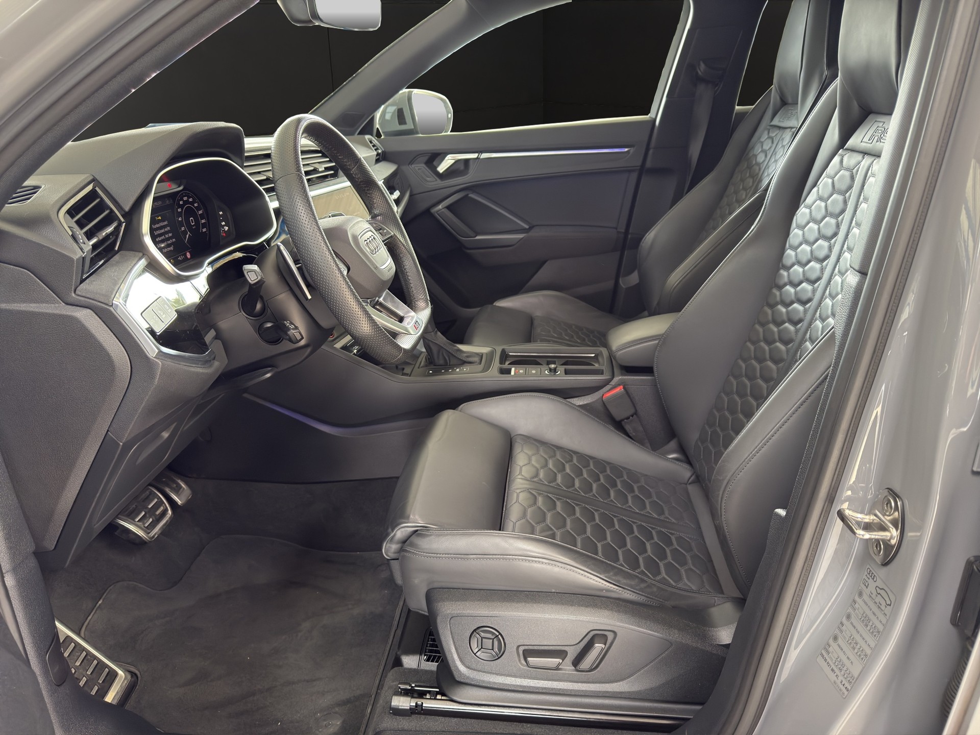 AUDI RS Q3 Sportback quattro S tronic - 9