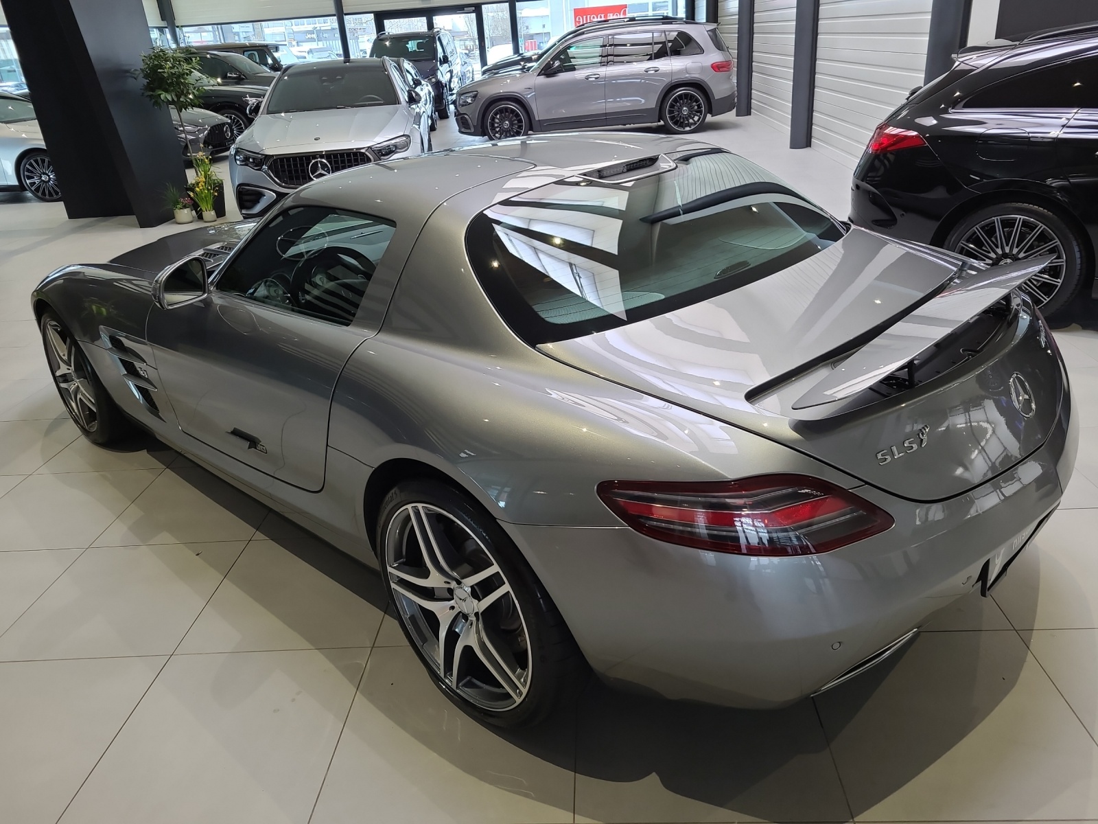 MERCEDES-BENZ SLS 63 AMG Speedshift - 15