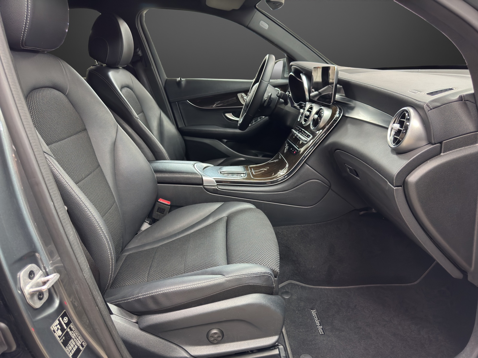 MERCEDES-BENZ GLC 200 d Off-Road 4Matic - 12