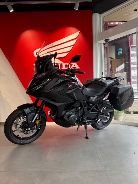 HONDA NT 1100 - 7