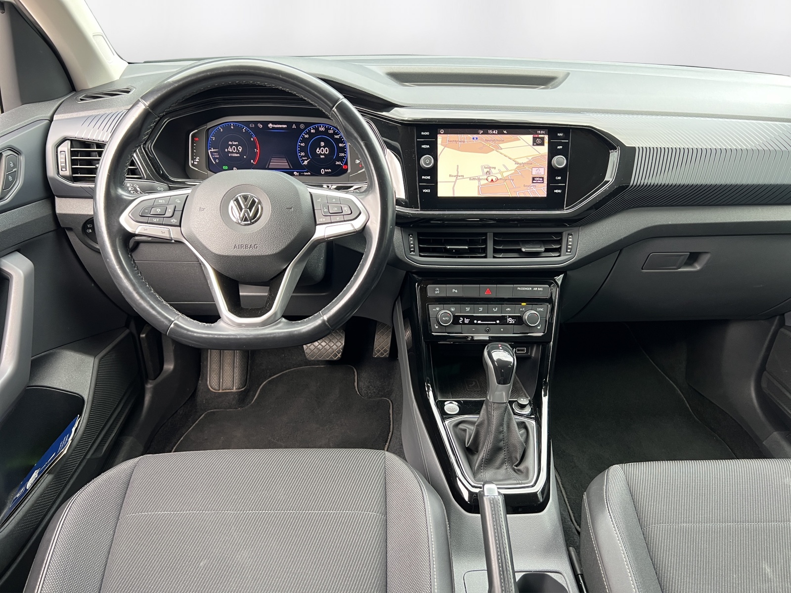 VW T-Cross 1.0 TSI Life DSG - 7