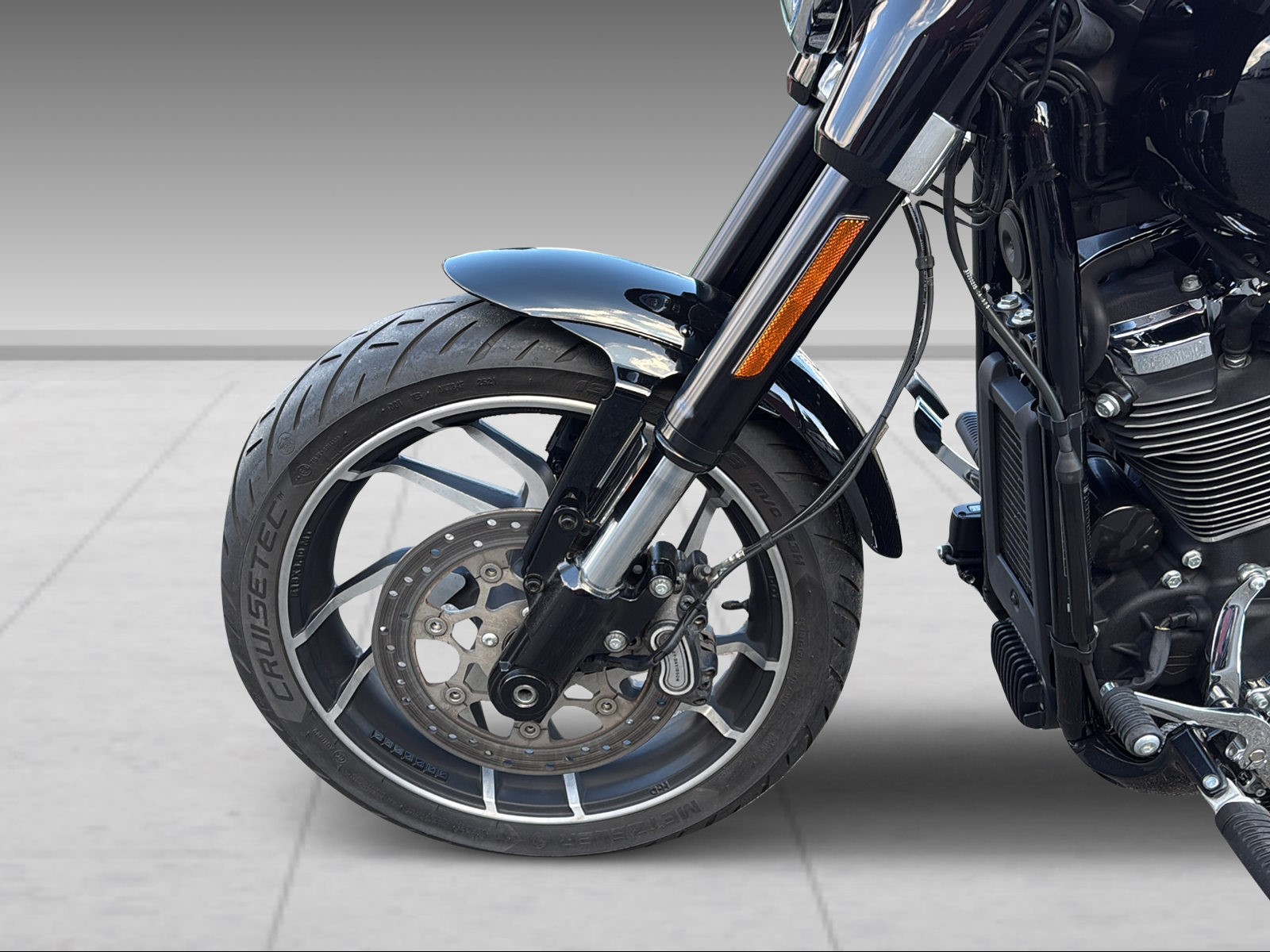 HARLEY-DAVIDSON FLSB Sport Glide 107 - 6