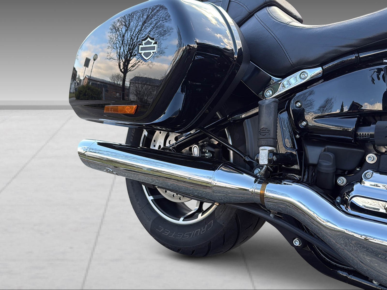 HARLEY-DAVIDSON FLSB Sport Glide 107 - 9