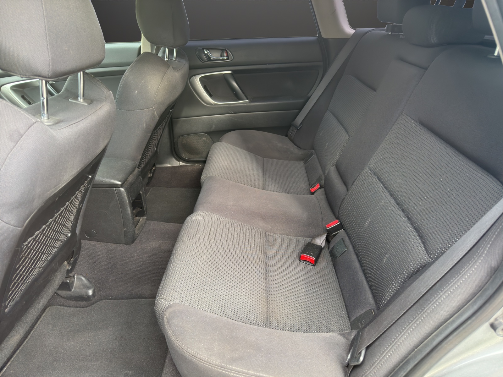 SUBARU Legacy 2.0R AWD Swiss - 9