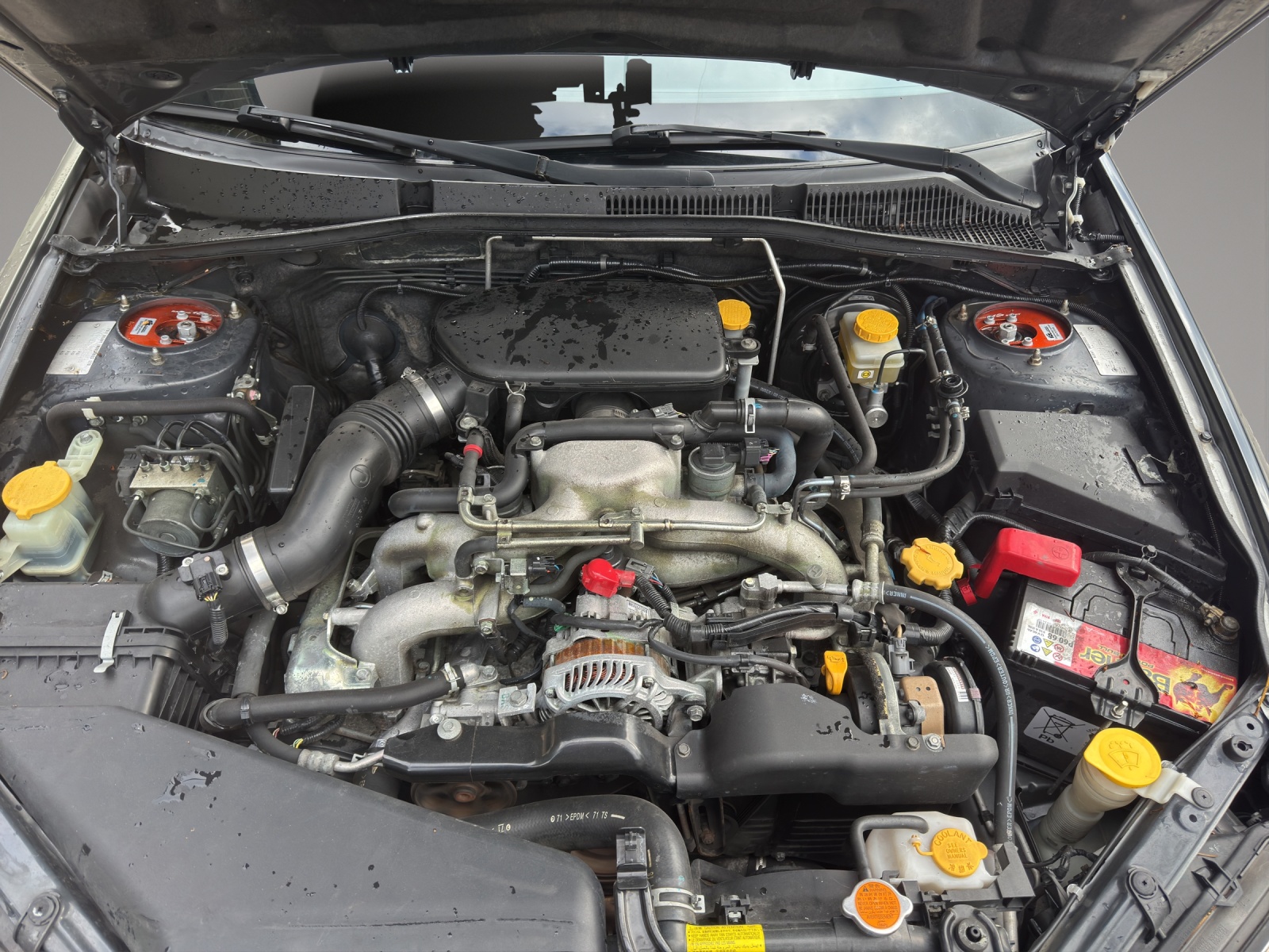 SUBARU Legacy 2.0R AWD Swiss - 13