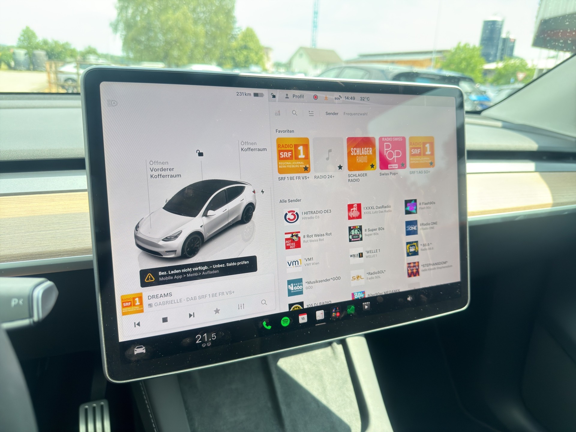 TESLA Model Y Performance D - 56