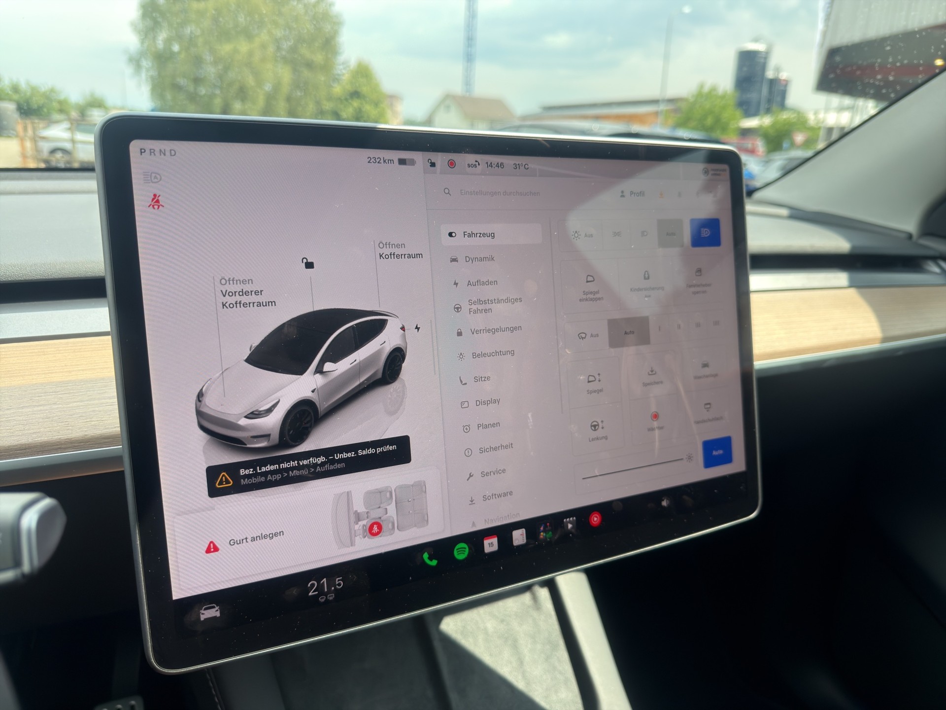 TESLA Model Y Performance D - 40