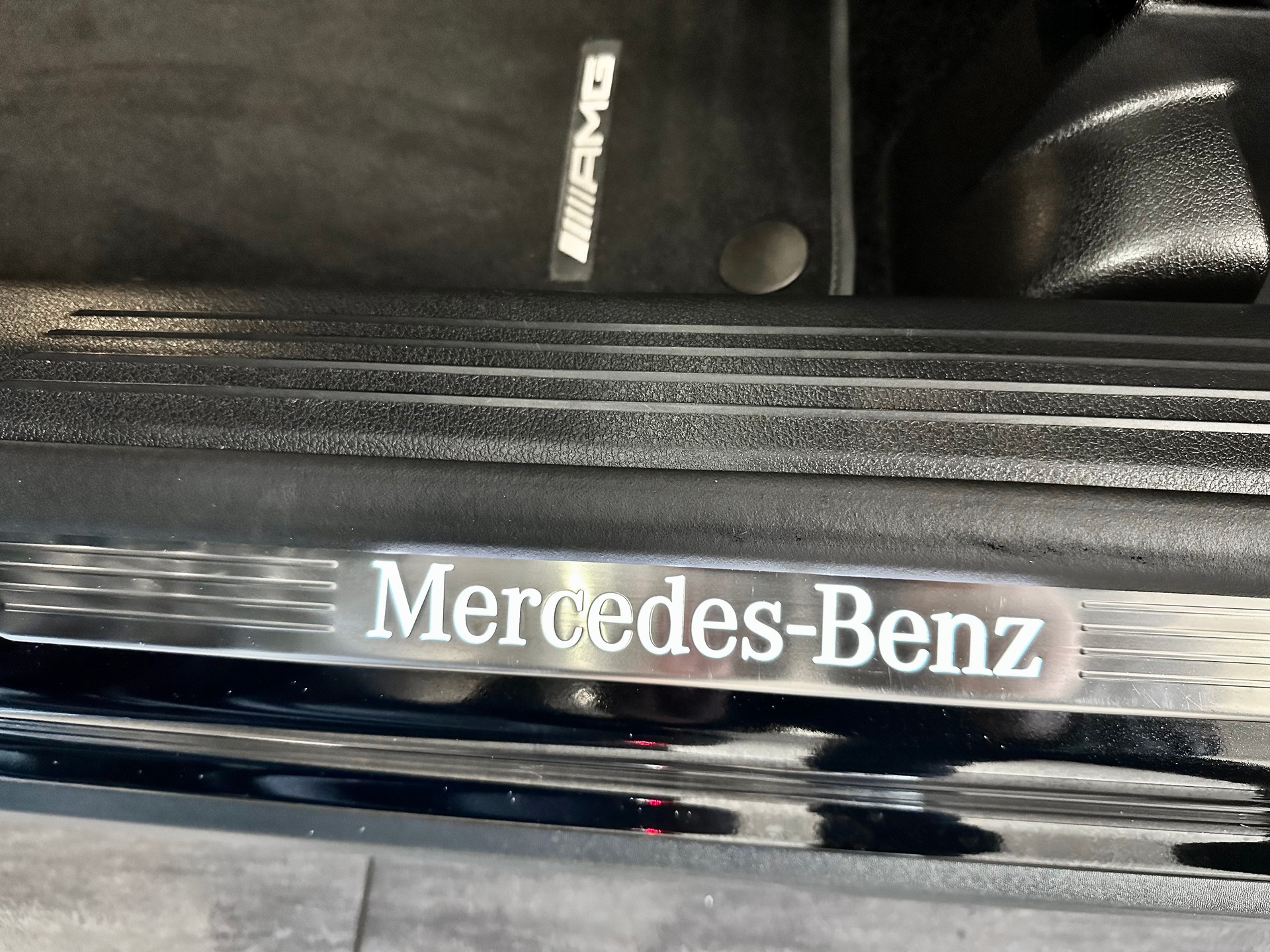 MERCEDES-BENZ GLA 220d 4Matic AMG Line 8G-DCT - 22