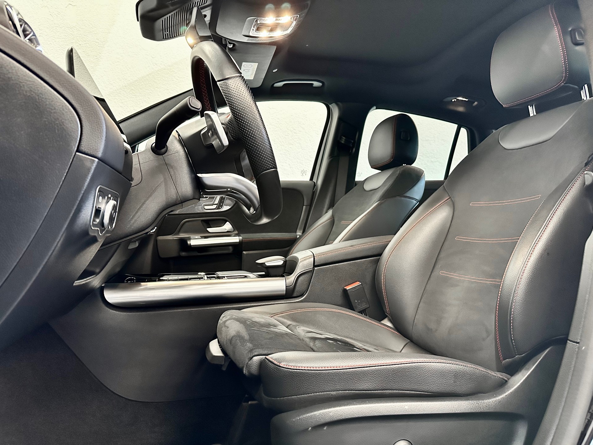 MERCEDES-BENZ GLA 220d 4Matic AMG Line 8G-DCT - 17