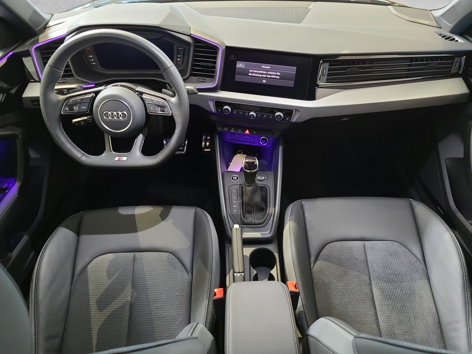 AUDI A1 Sportback 40 TFSI S Line S-tronic - 12