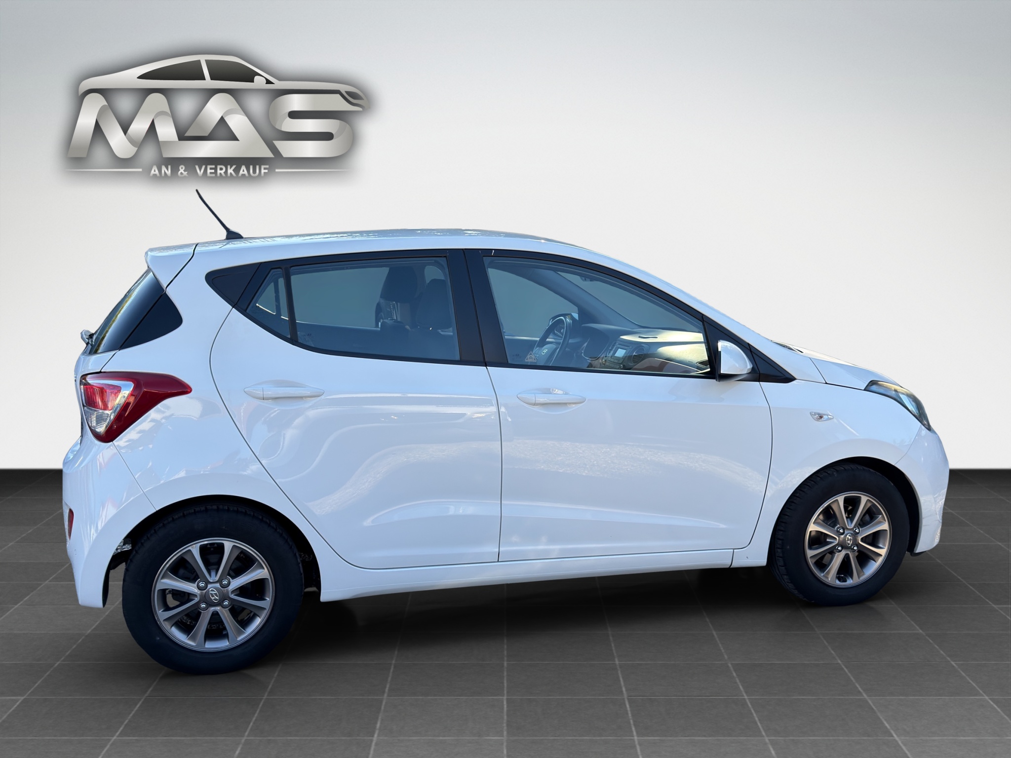 HYUNDAI i10 7