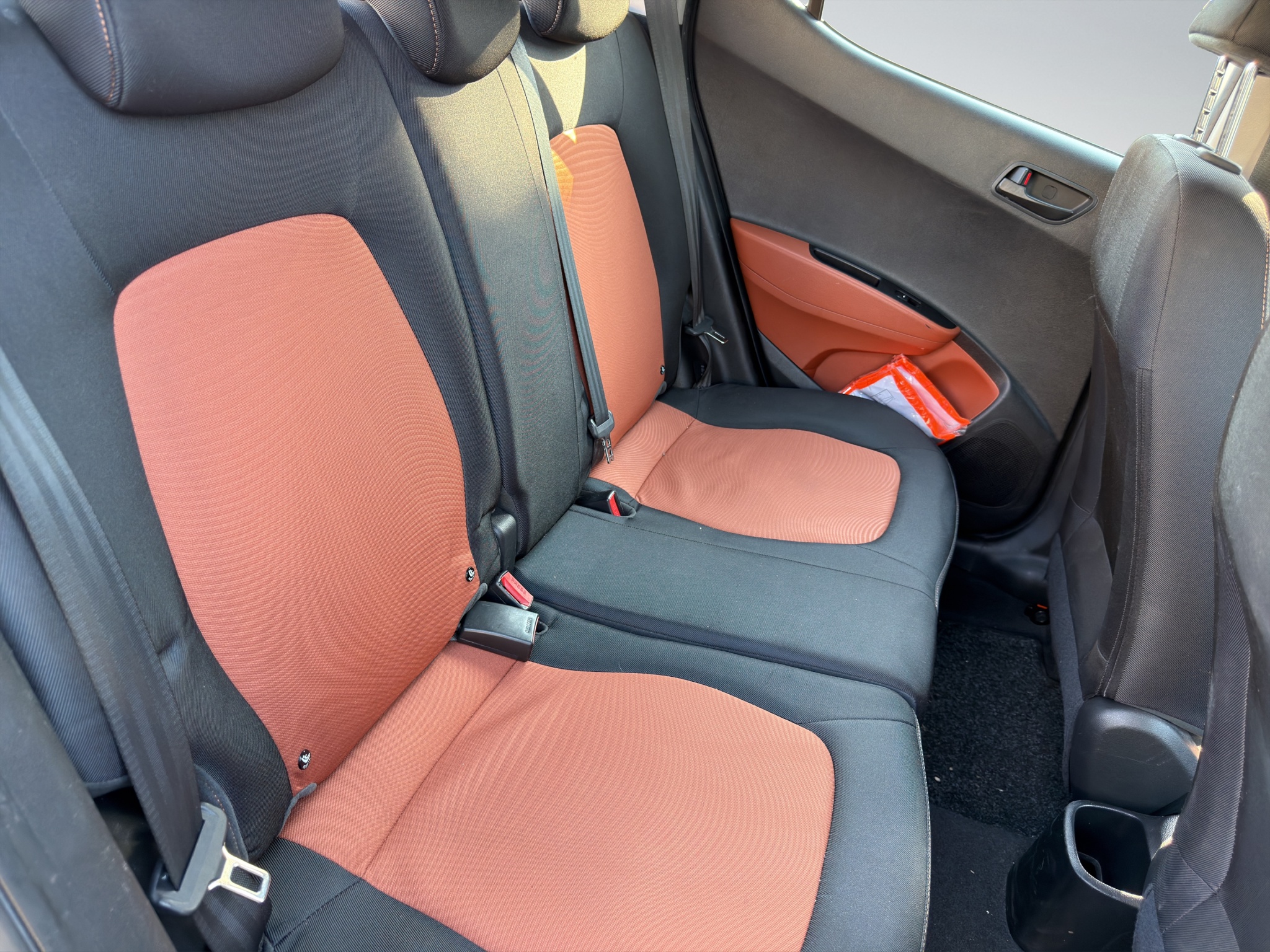 HYUNDAI i10 12