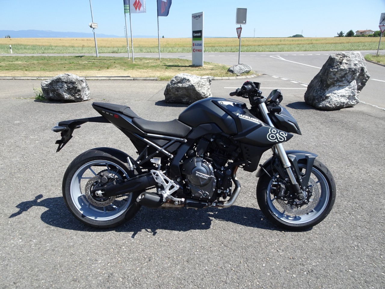 SUZUKI GSX 8 S (35kW) - 2