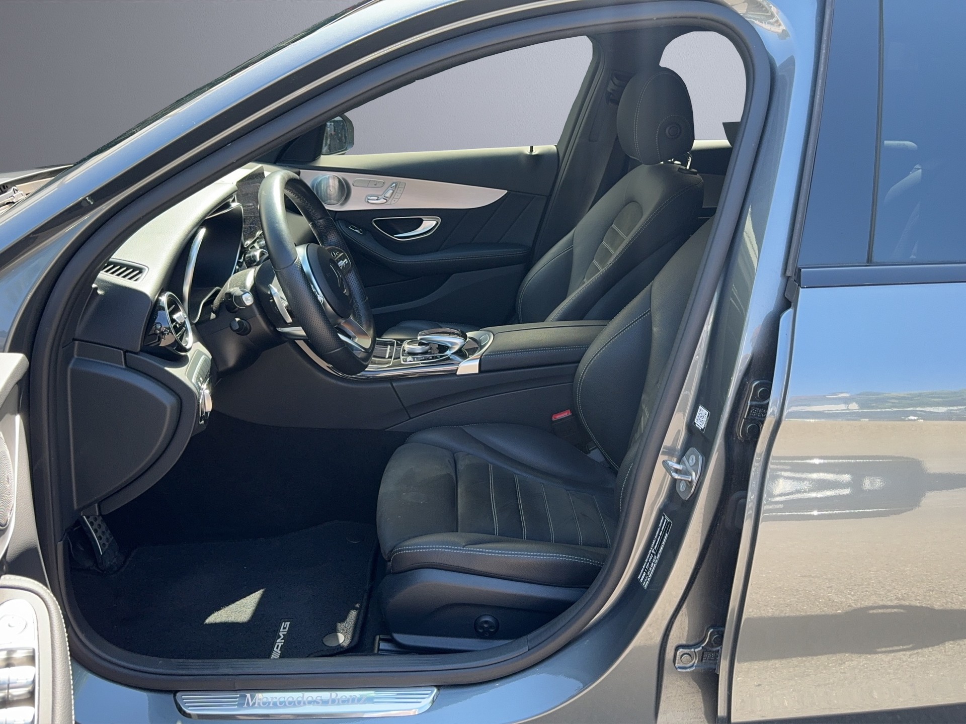 MERCEDES-BENZ C 200 Swiss Star AMG Line 4M 9G-Tronic - 11