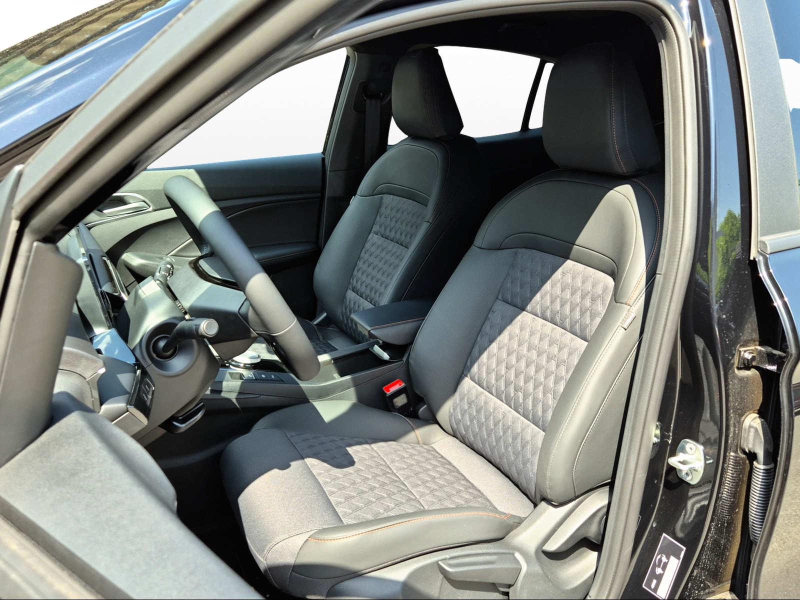 MG 3 1.5 Hybrid Luxury - 9