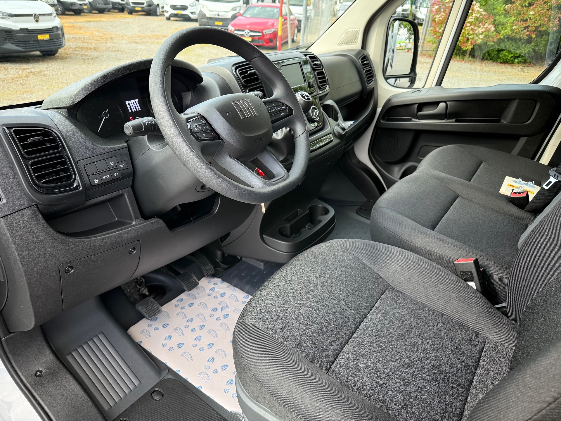 FIAT Ducato 35 2.2 MJ 140 Heavy Koffer mit Flügeltüren 1000 Kg. Nutzlast - 12