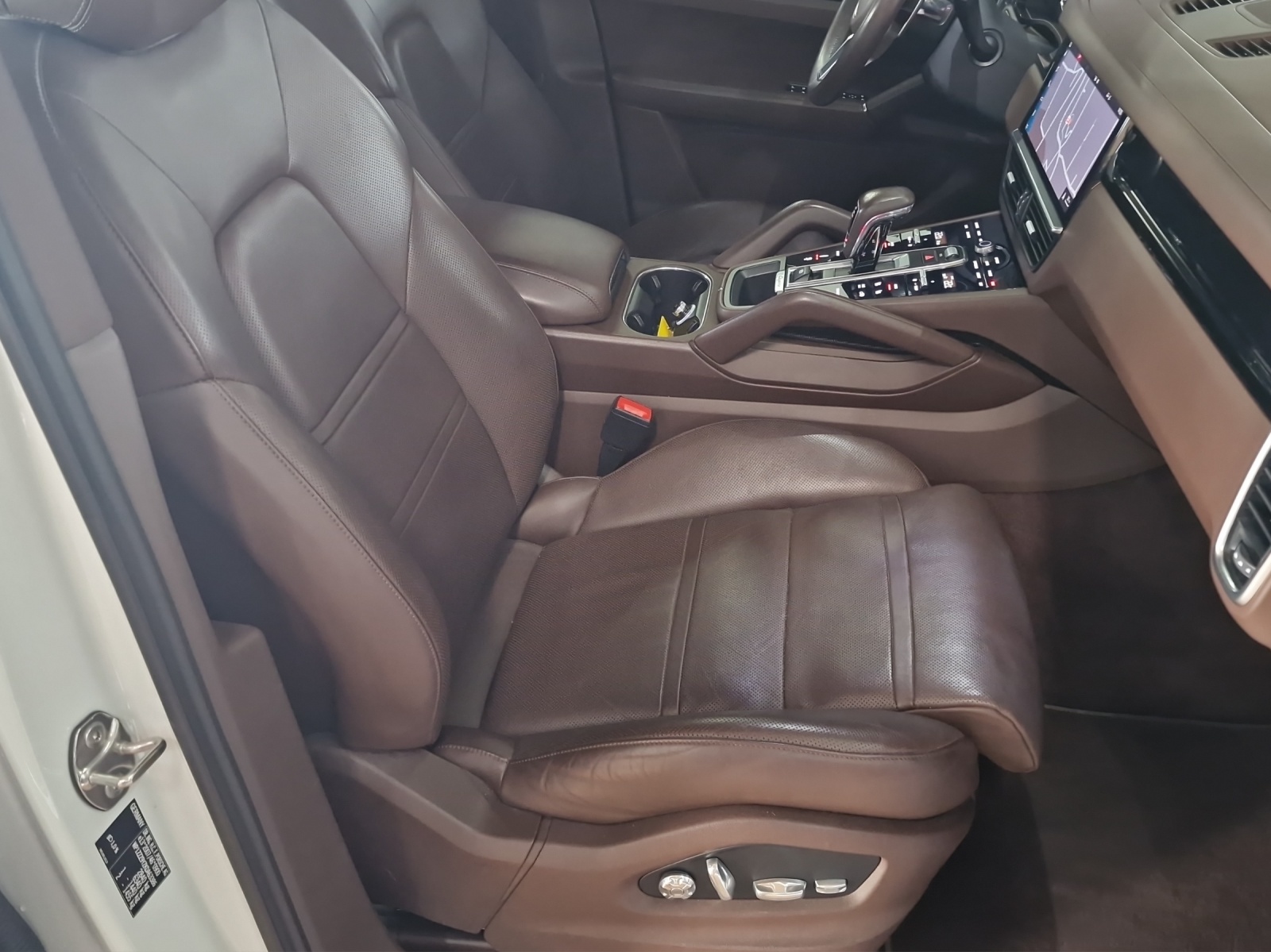 PORSCHE Cayenne S - 14