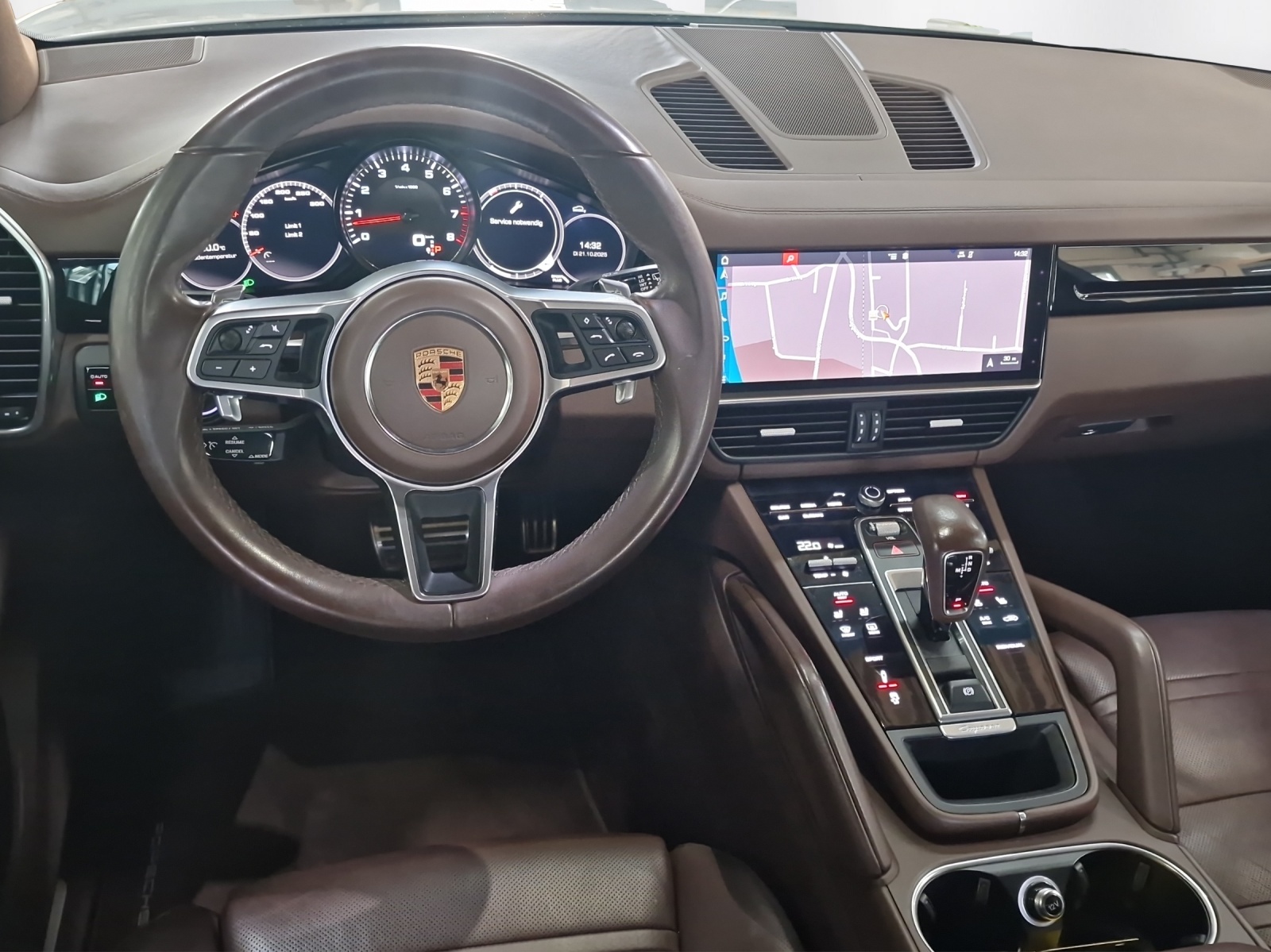 PORSCHE Cayenne S - 7