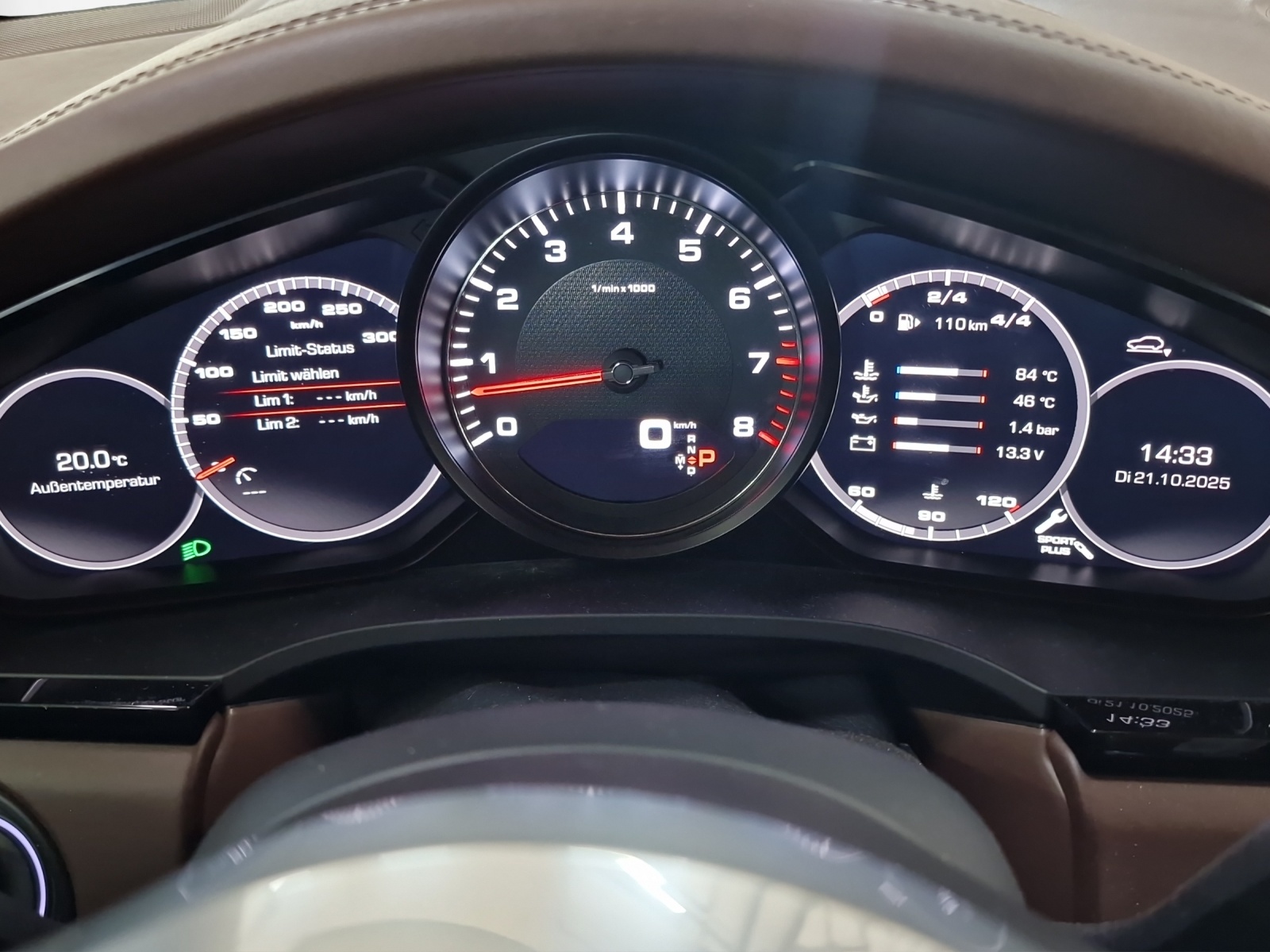 PORSCHE Cayenne S - 8