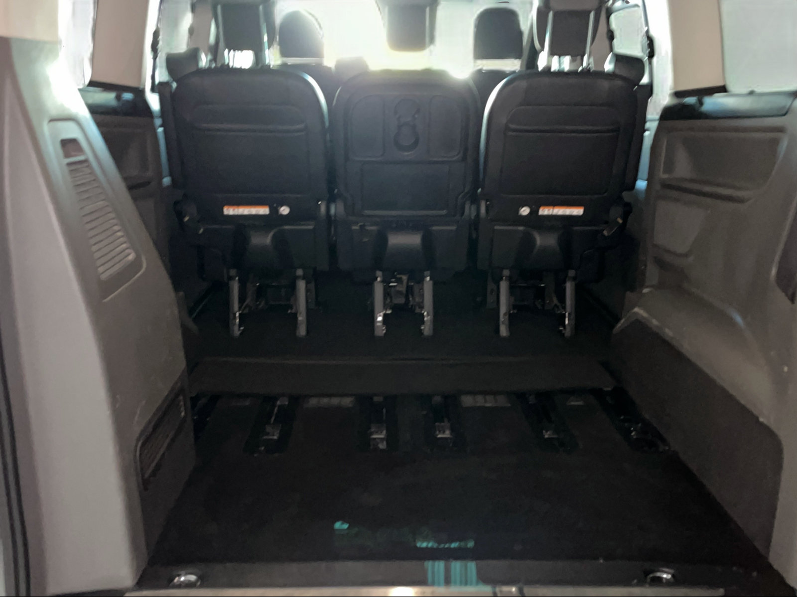 FORD Tourneo C Bus 320 L1 320 L1 2.0 TDCi 185 Titanium X - 10