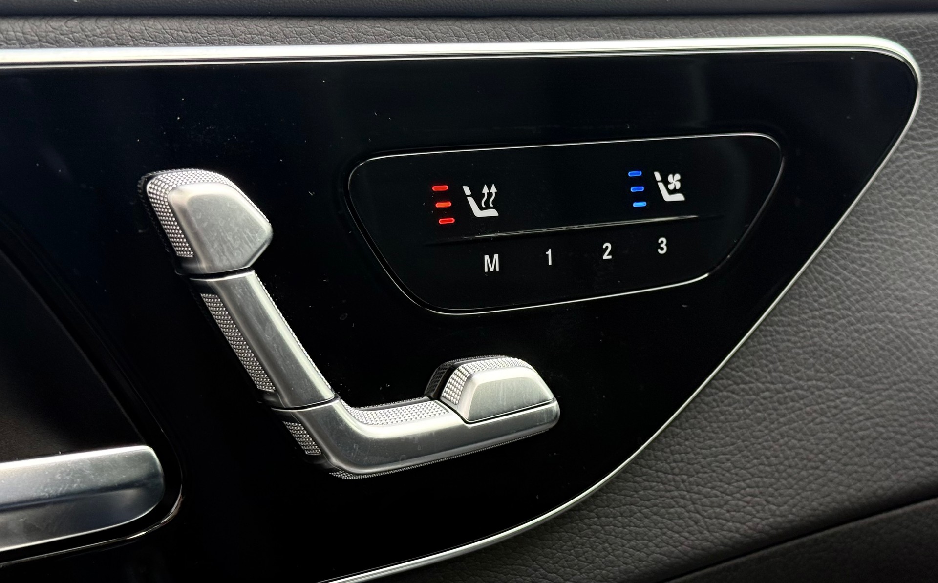 MERCEDES-BENZ C 300 AMG Line 4 Matic ***TAGESZULASSUNG*** - 8