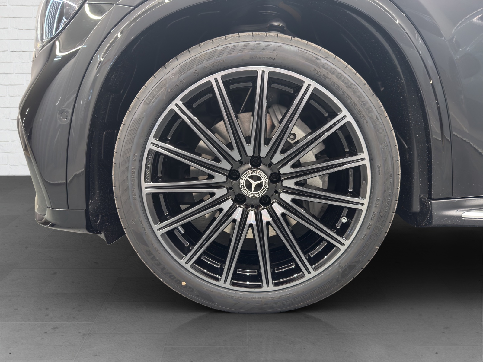 MERCEDES-BENZ GLC 400 4Matic with EQ Technology - 6