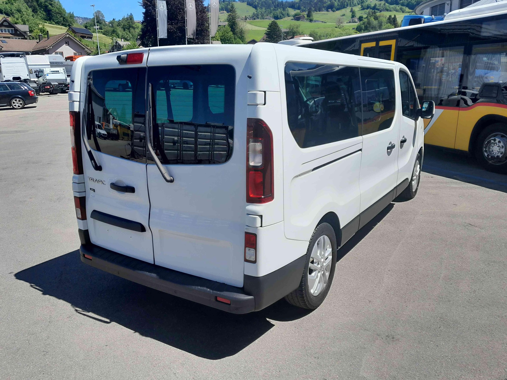 RENAULT Trafic Passenger 1.6 dCi TwinTurbo Authentique - 5