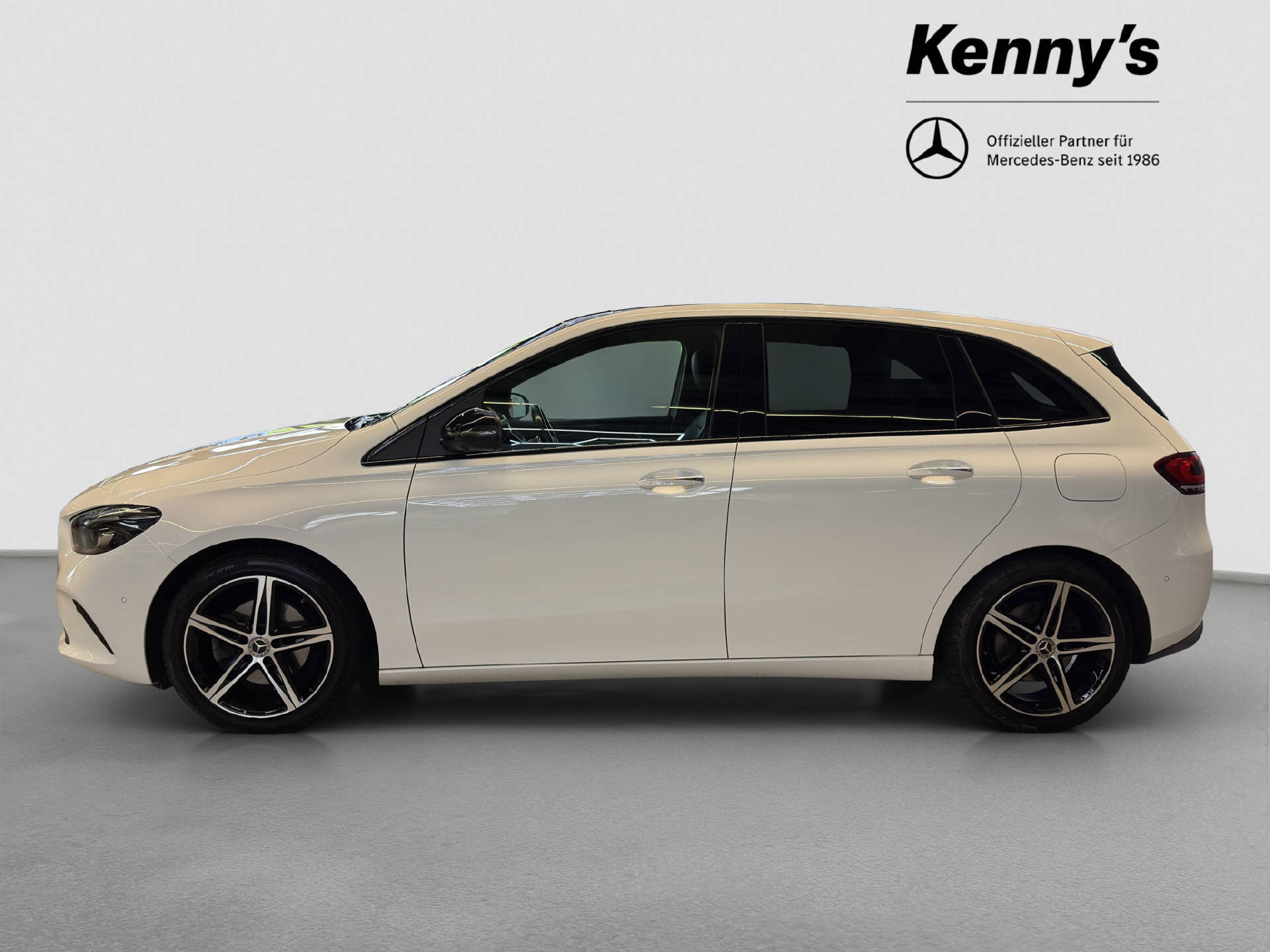 MERCEDES-BENZ B 200 Night Star - 3