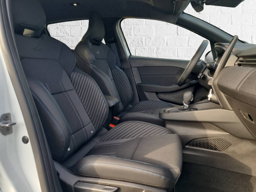 RENAULT CLIO esprit Alpine full hybrid E-Tech 145 - 7