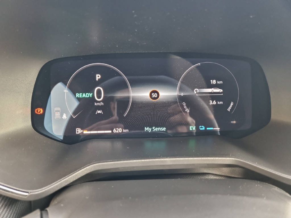 RENAULT CLIO esprit Alpine full hybrid E-Tech 145 - 12