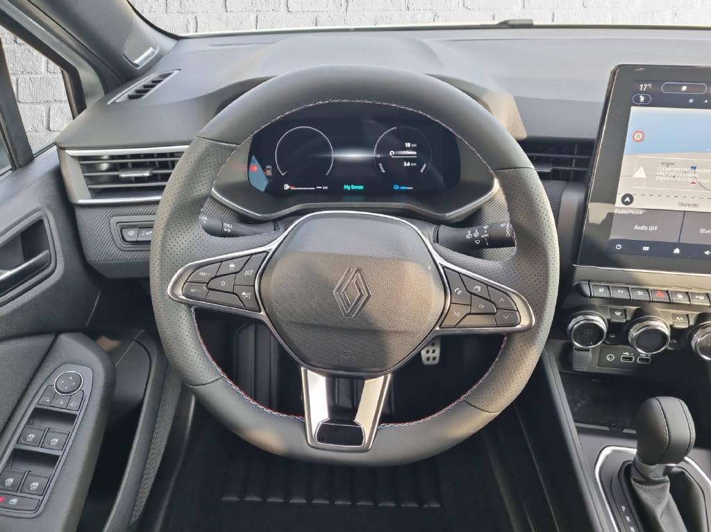 RENAULT CLIO esprit Alpine full hybrid E-Tech 145 - 11