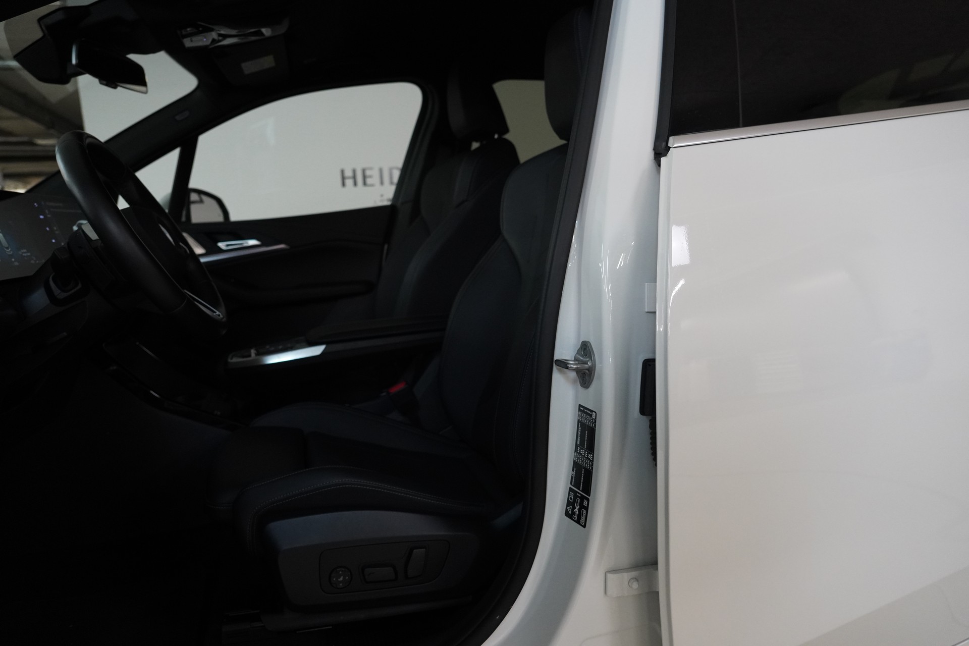 BMW 223d Active Tourer xDrive M Sport DKG - 11