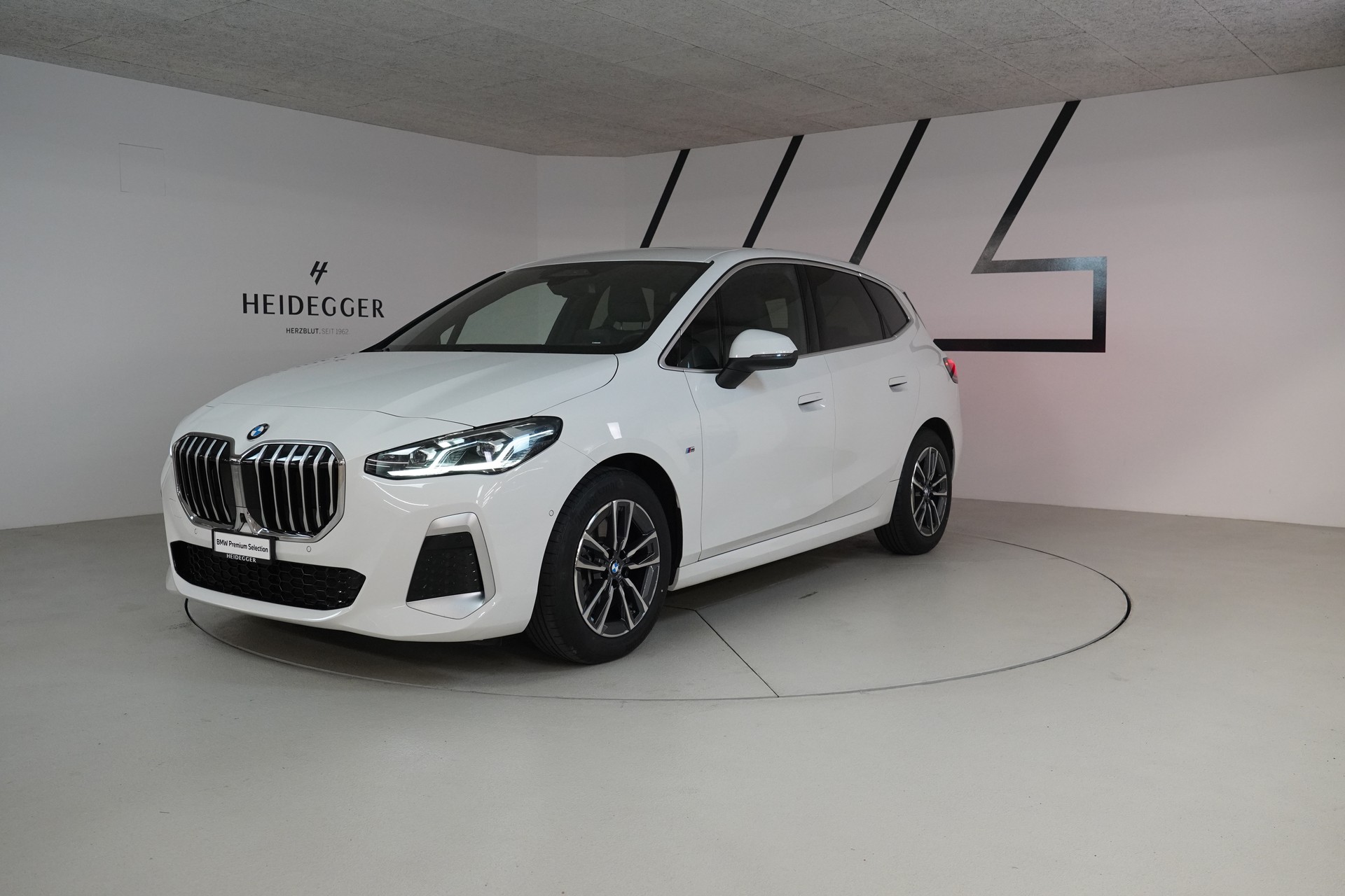 BMW 223d Active Tourer xDrive M Sport DKG