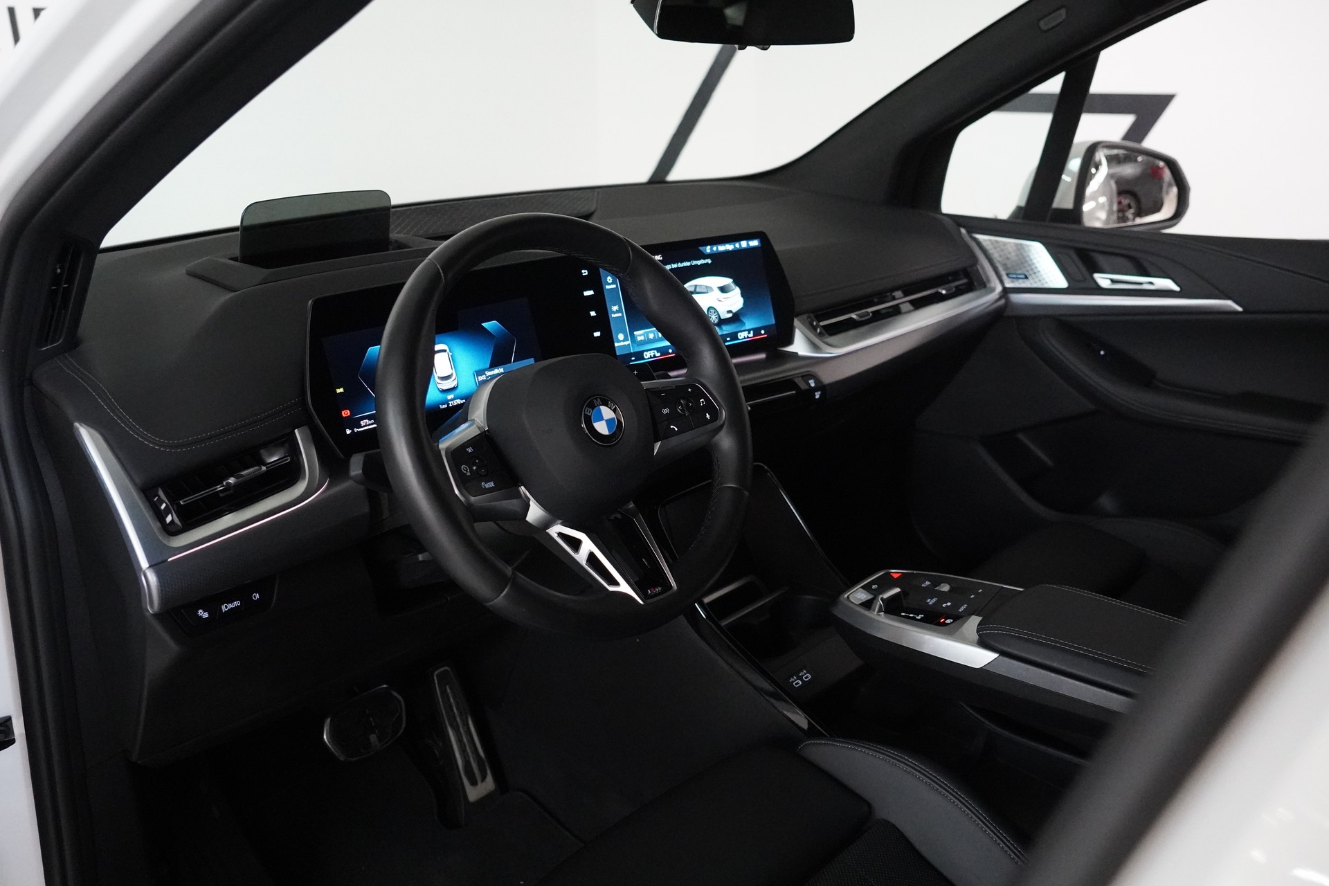 BMW 223d Active Tourer xDrive M Sport DKG - 24