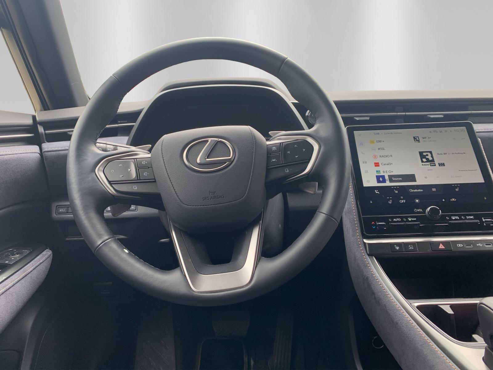 LEXUS LBX 1.5 Hybrid Cool AWD - 9