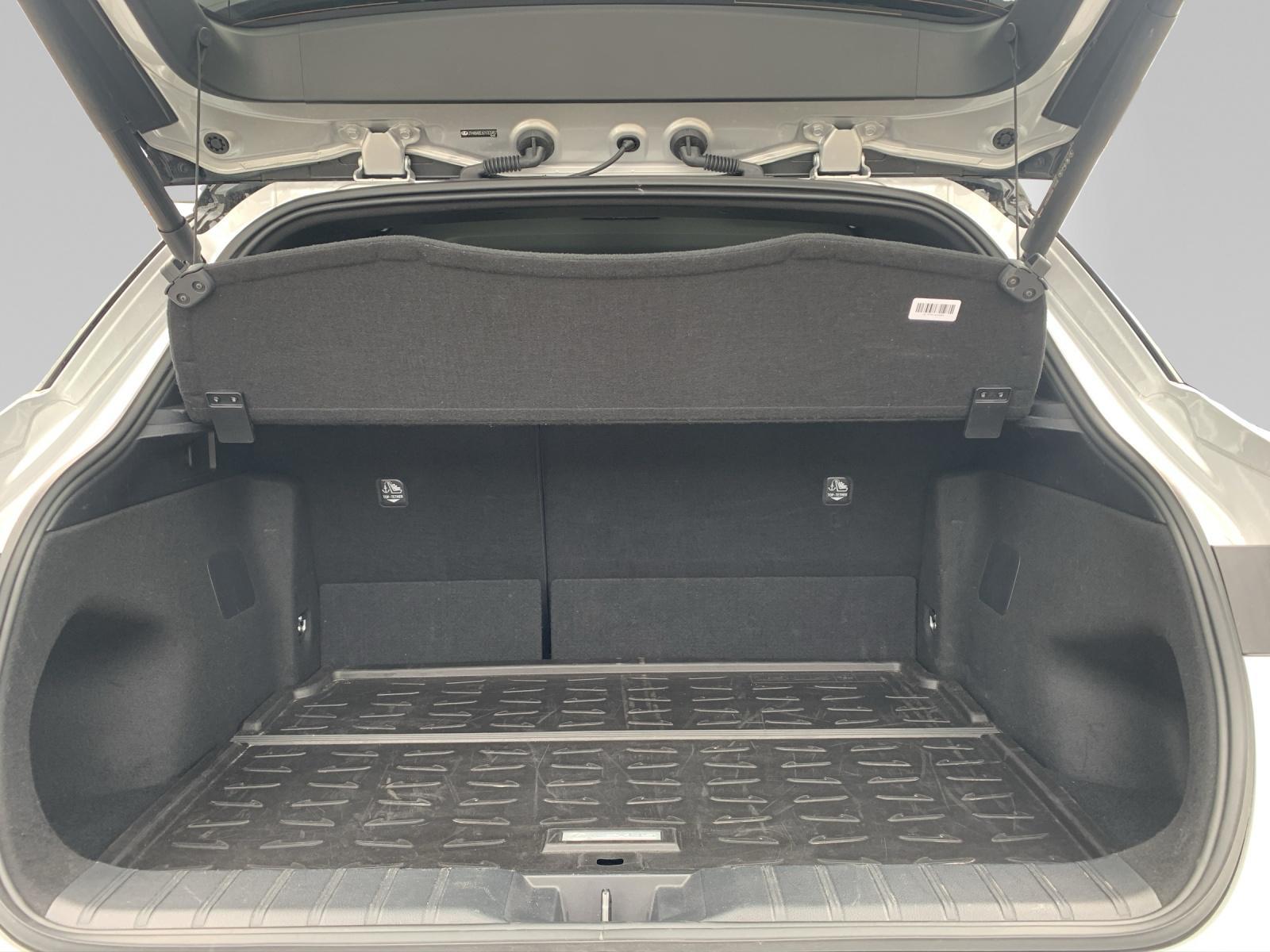 LEXUS LBX 1.5 Hybrid Cool AWD - 13