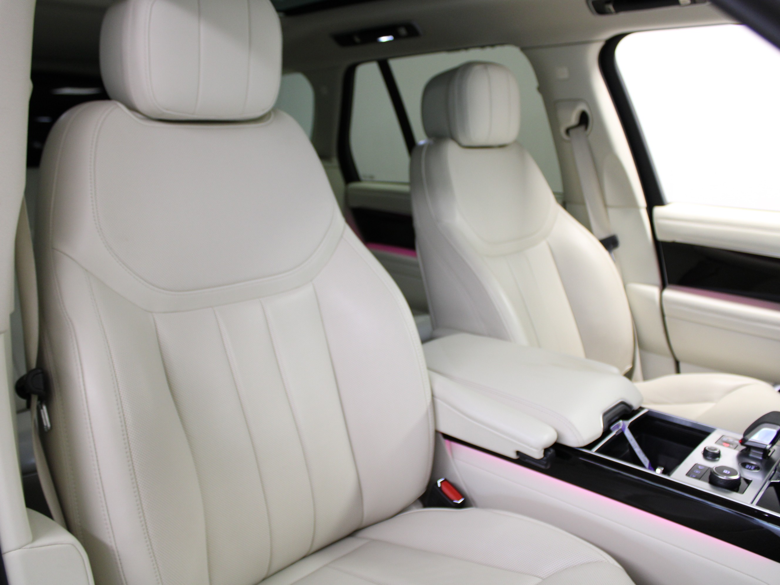 Range Rover P440e Si6 PHEV HSE Automatic thumbnail n°5