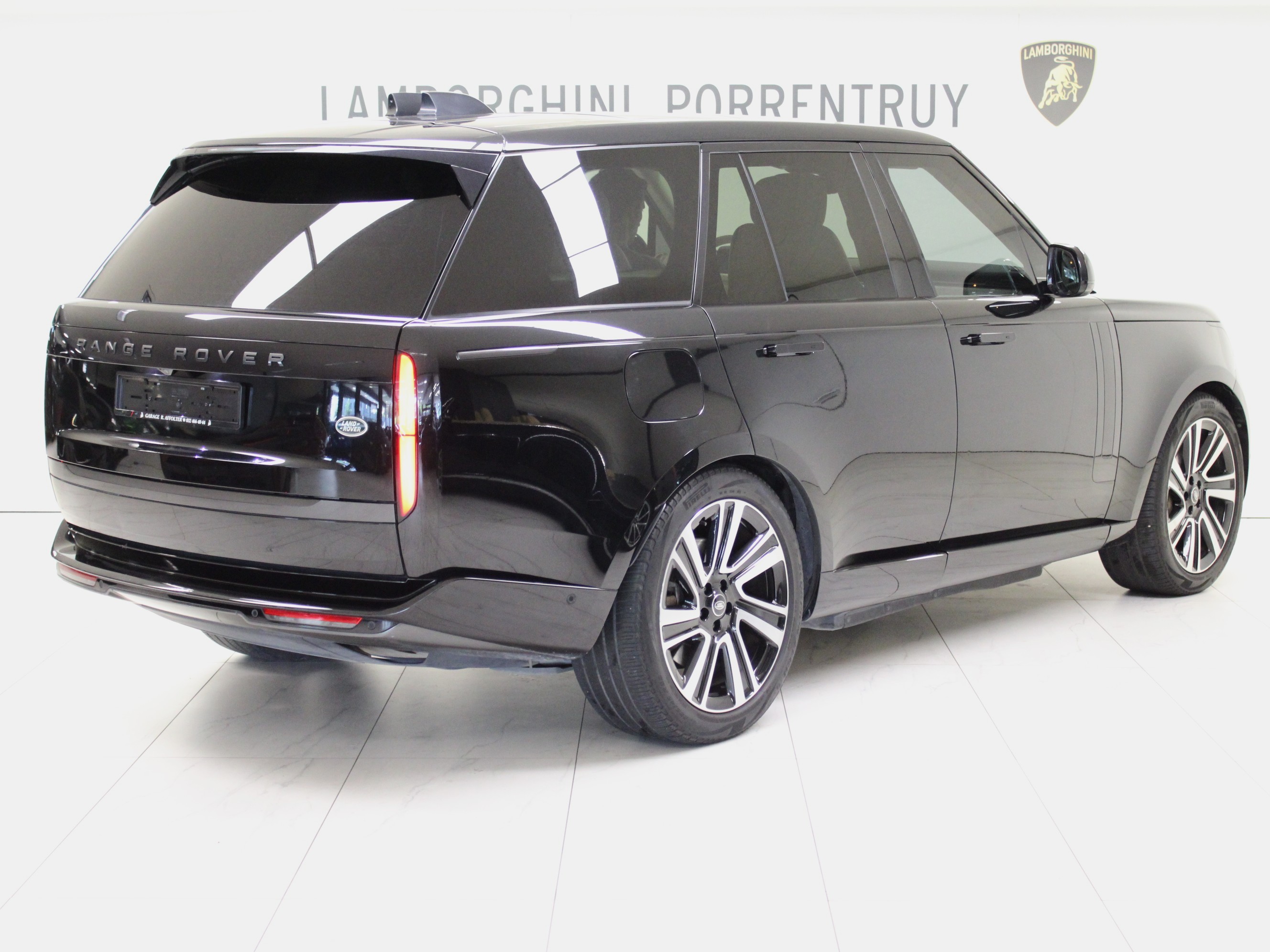 Range Rover P440e Si6 PHEV HSE Automatic thumbnail n°2