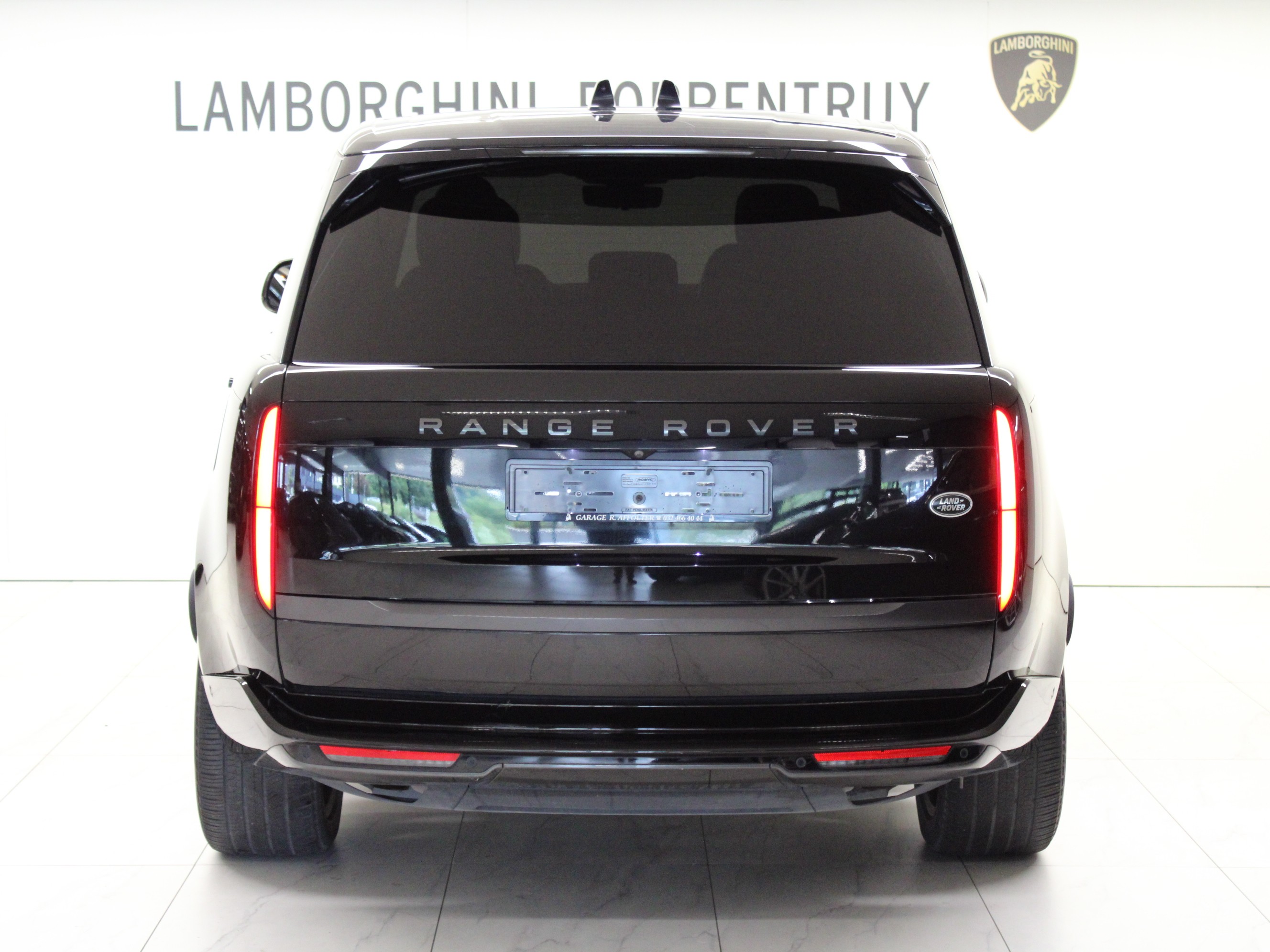 Range Rover P440e Si6 PHEV HSE Automatic thumbnail n°3