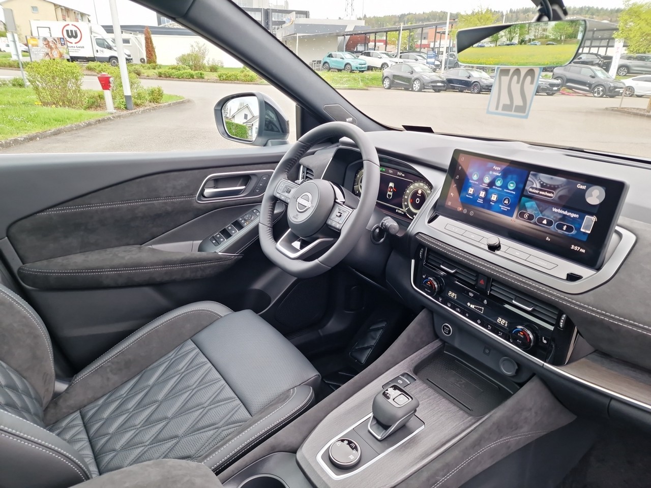 nissan Gallery 20