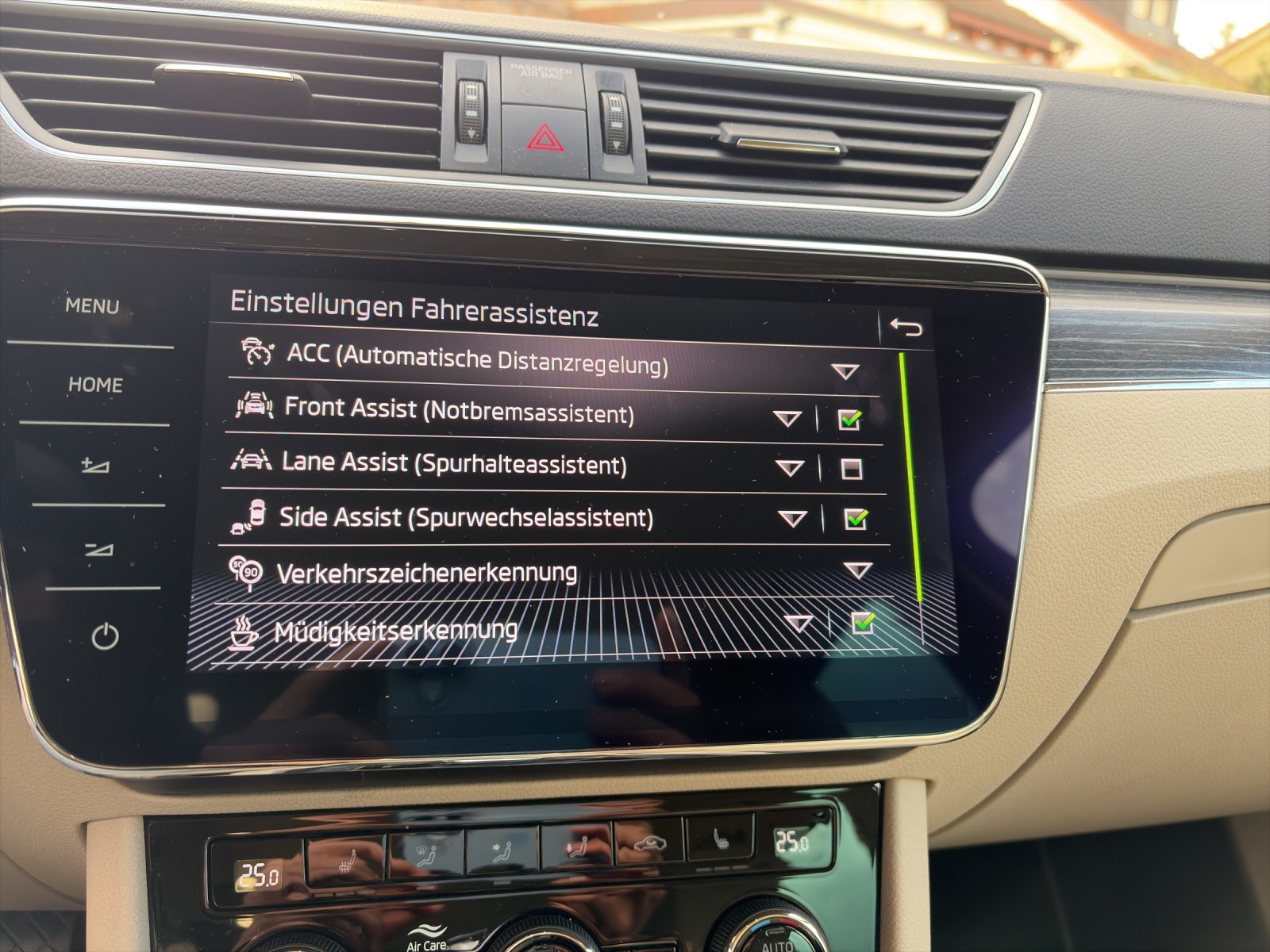 SKODA Superb Combi 2.0 TSI Style DSG - 15