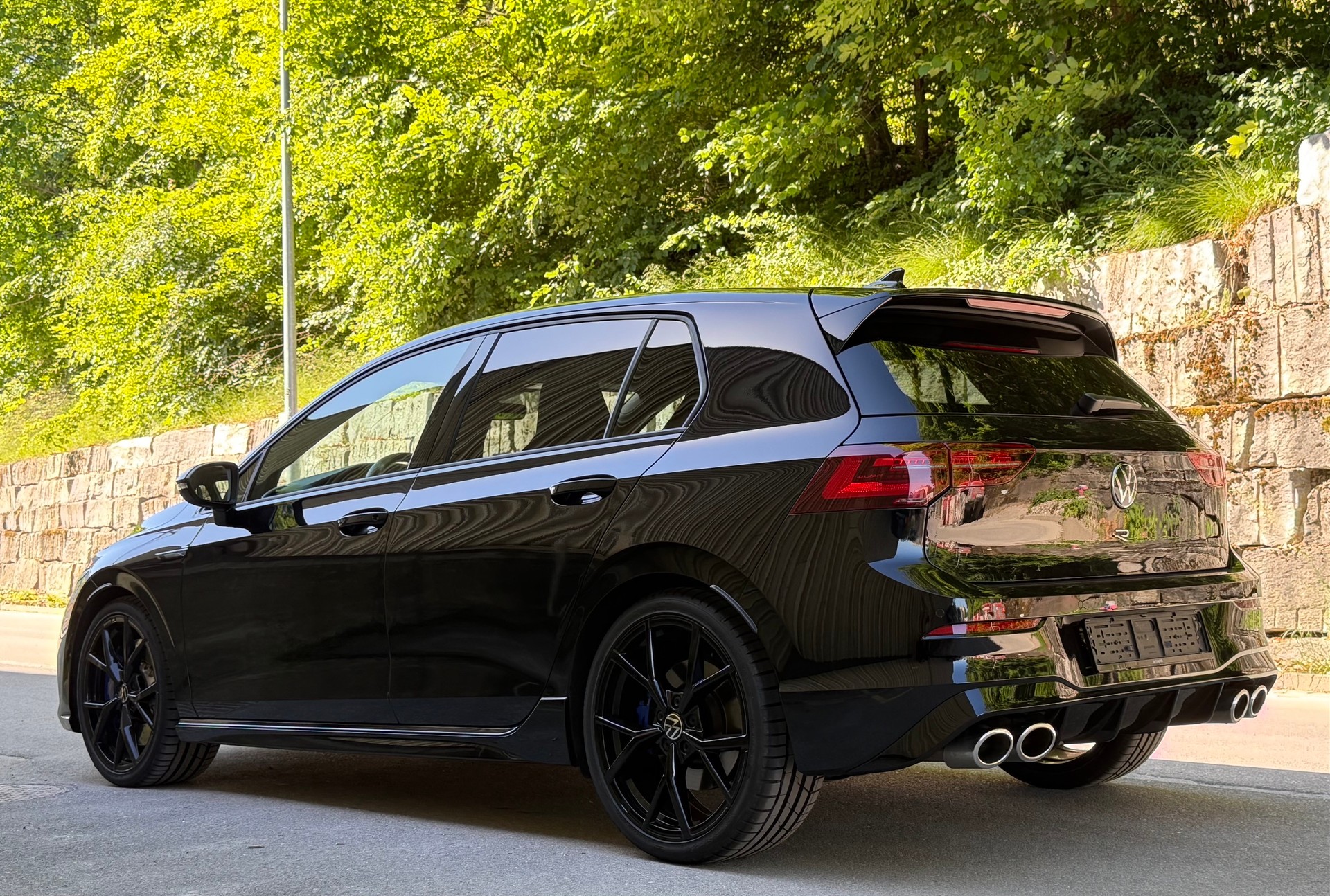 VW Golf 2.0 TSI R DSG 4Motion - 4