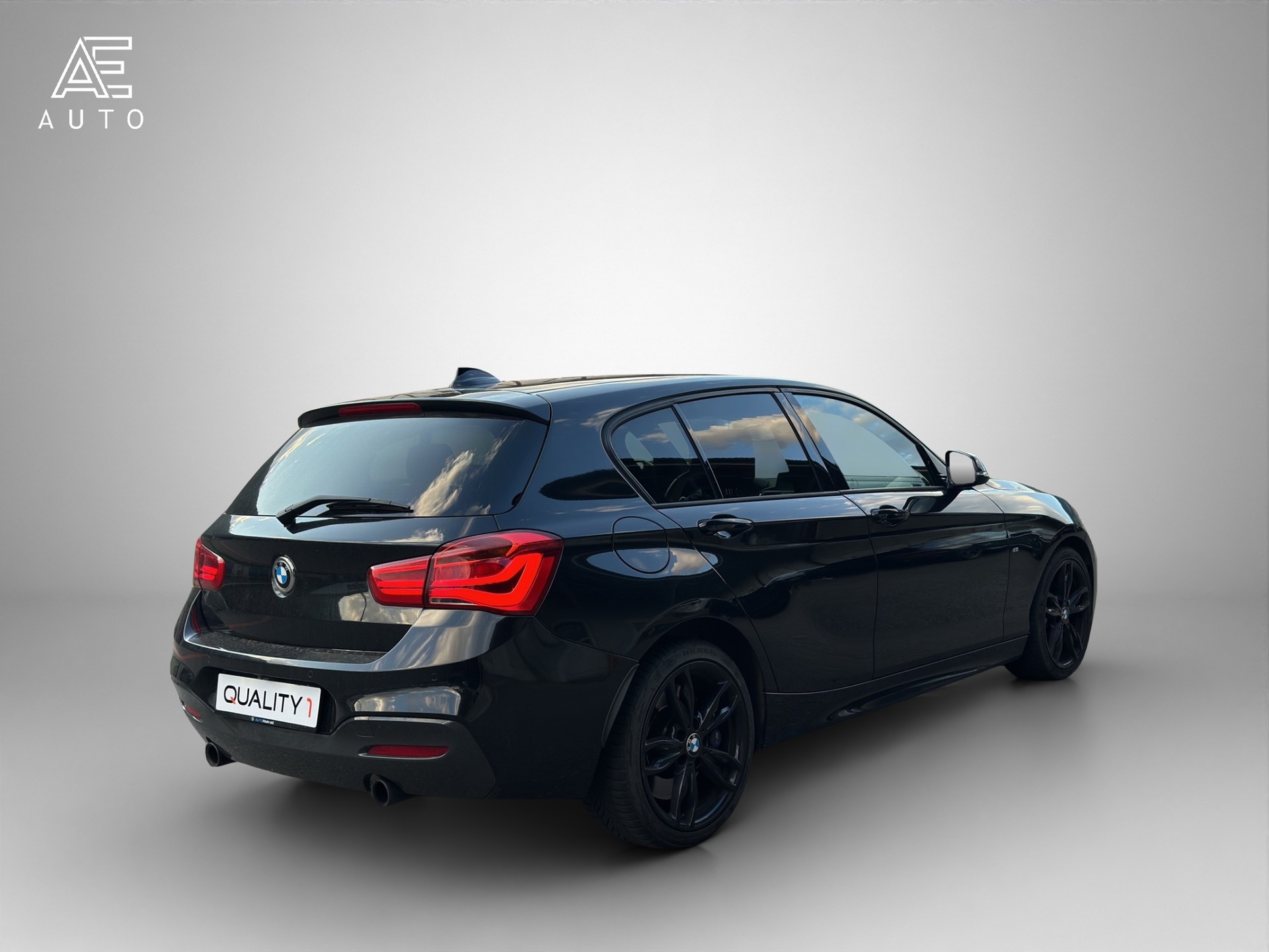 BMW M135i xDrive Steptronic - 7