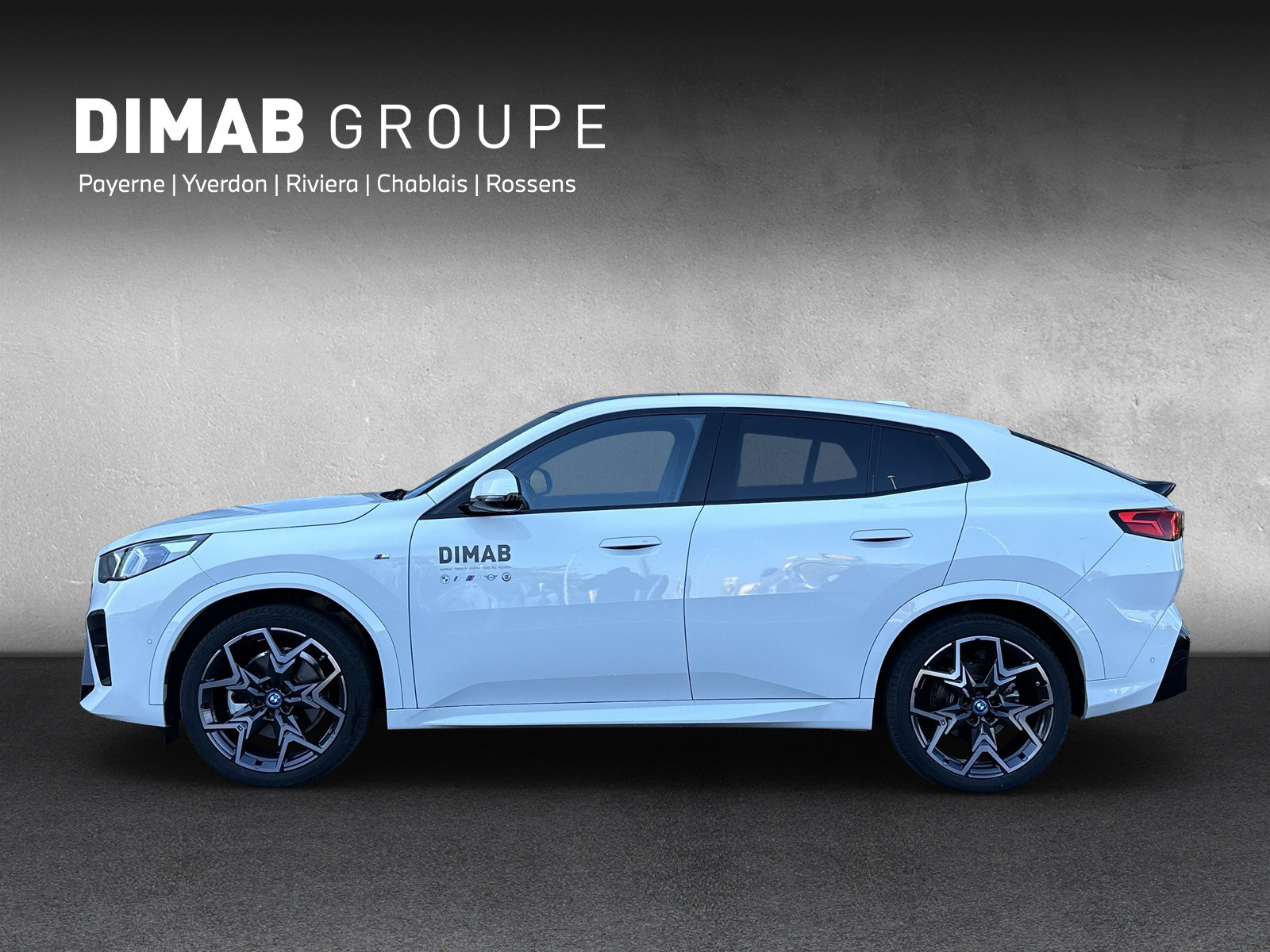 BMW iX2 xDrive 30 M Sport **Action de leasing à 1.9%** 📍 - 3