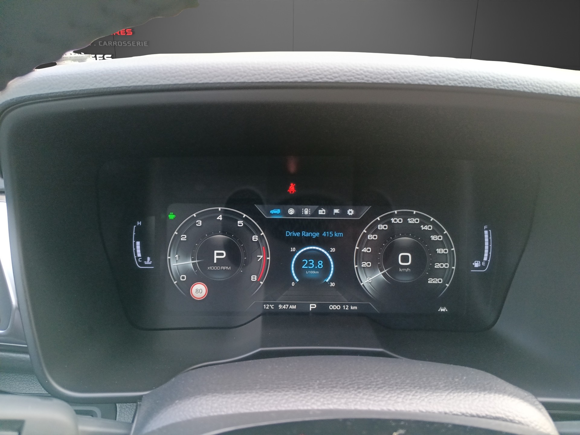 KGM-SsangYong Tivoli 1.5 T GDI Platinum 4WD Automat - 11