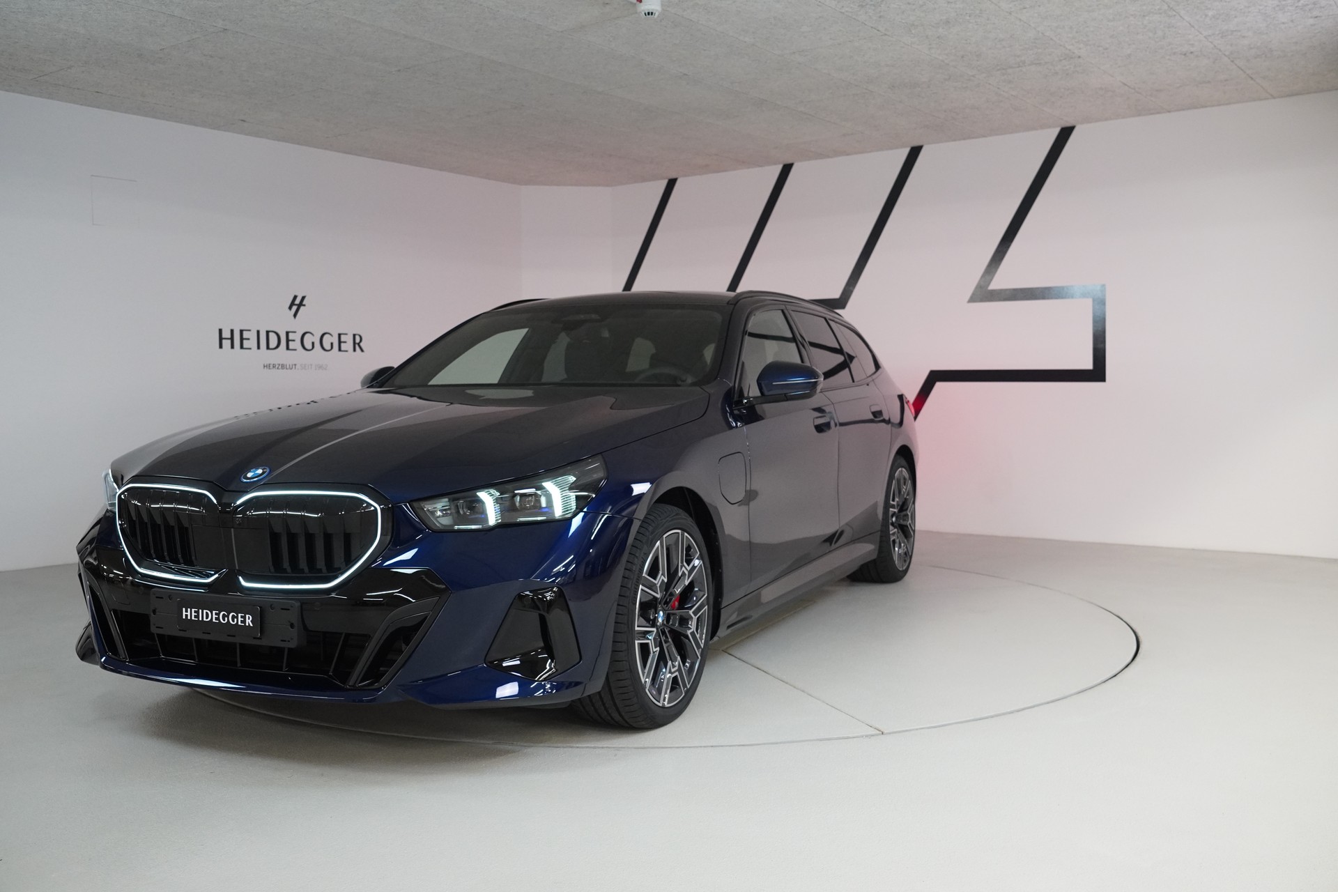 BMW 550e xDrive Touring M Sport Pro Steptronic