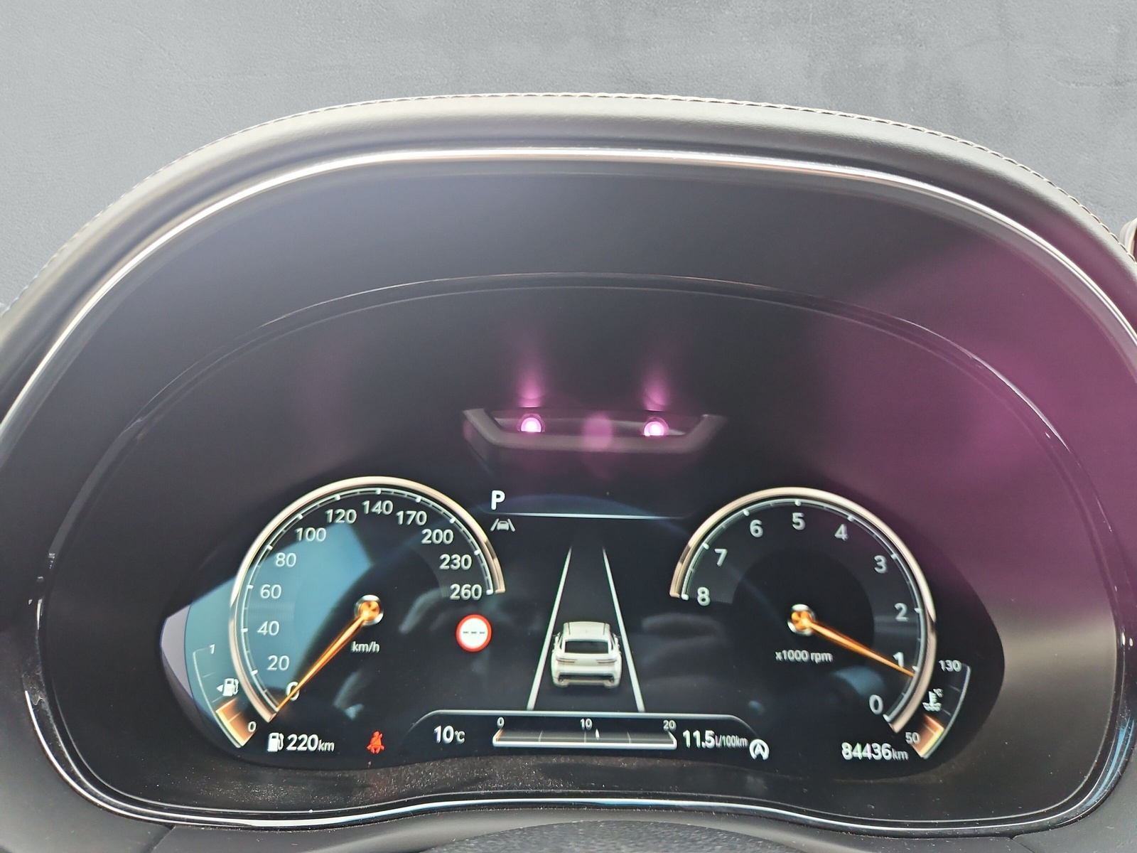 GENESIS GV70 2.5 TGDI Sport AT8 A - 19