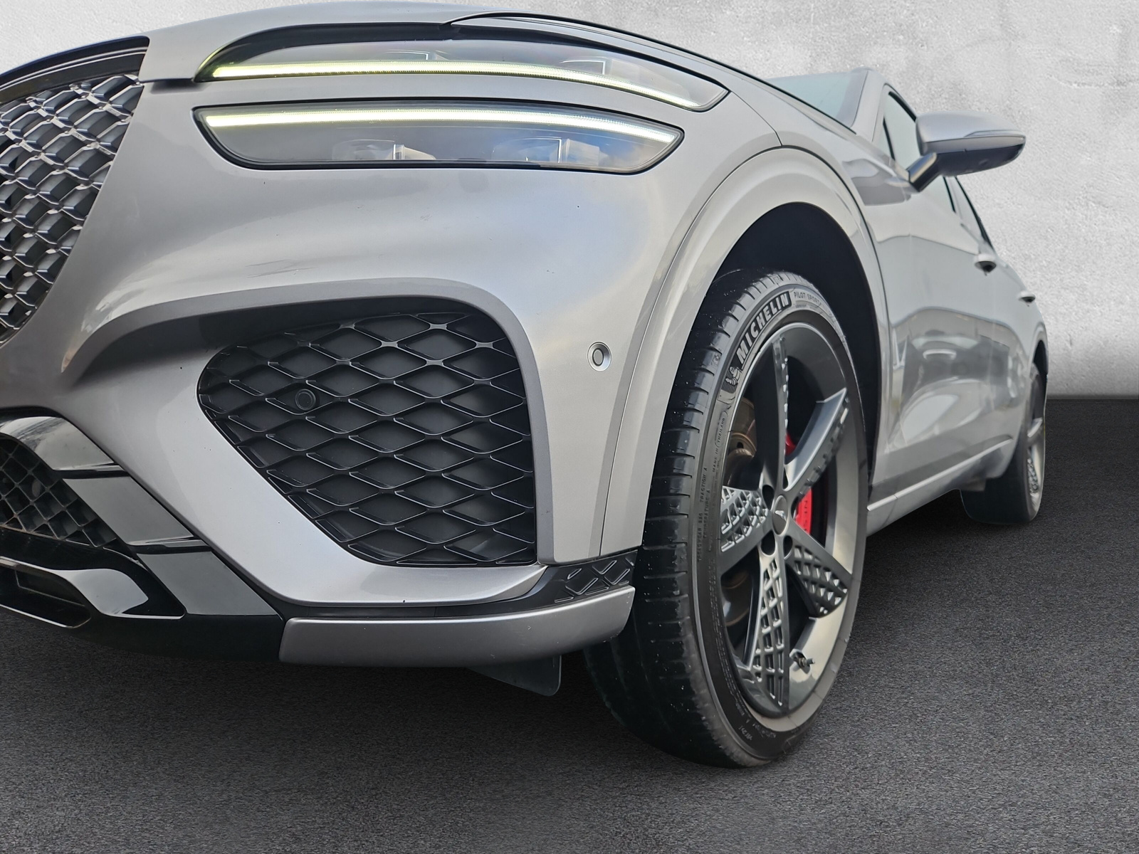 GENESIS GV70 2.5 TGDI Sport AT8 A - 8