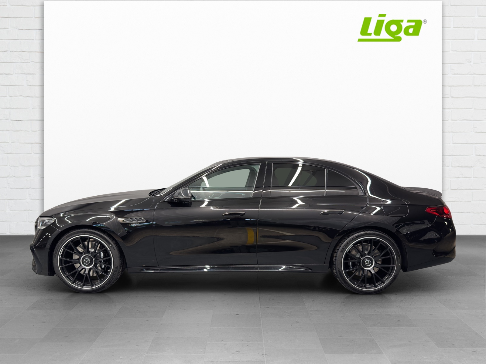 MERCEDES-BENZ AMG E 53 Hybrid 4Matic